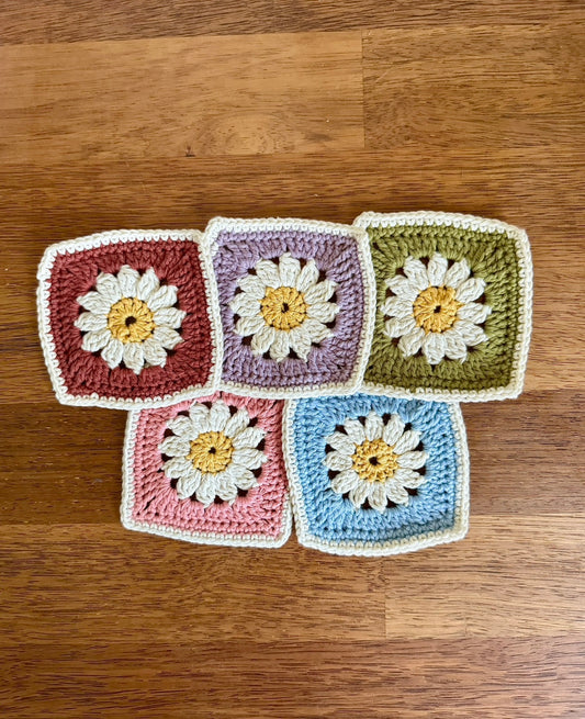 Daisy Granny Square Pattern for crochet